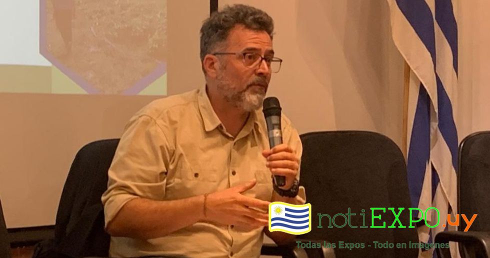 Todas las Autoridades del Agro Uruguayo en el INIA.