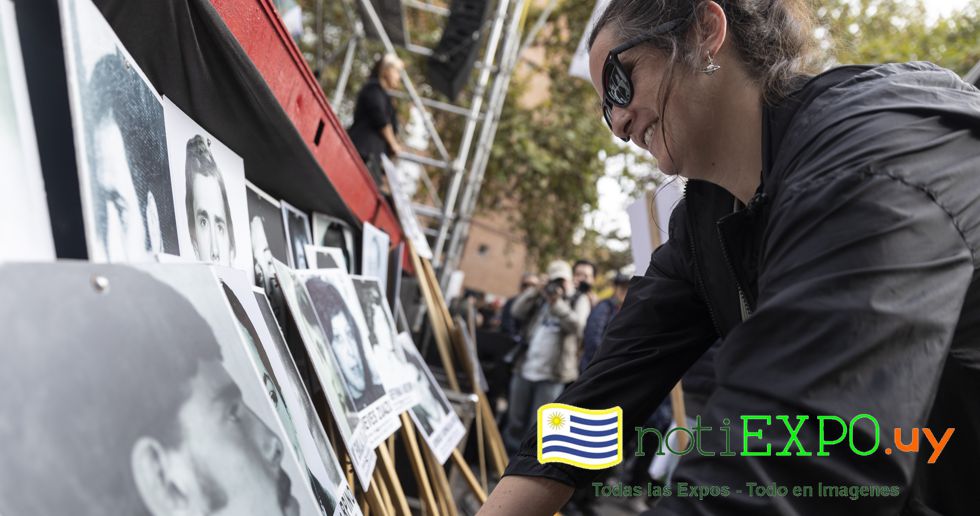 El Presidente Yamandu Orsi en el Acto del 1ro de MAYO .