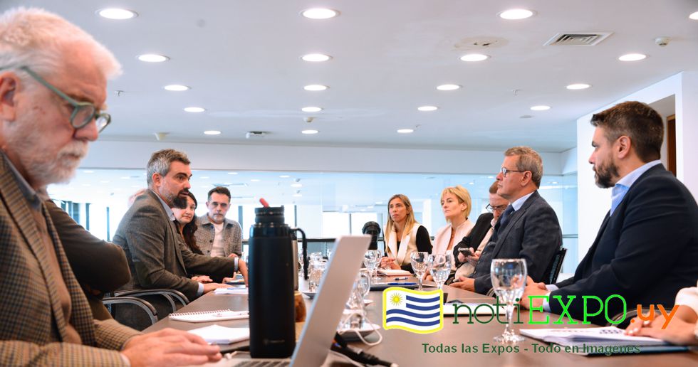 Sesiono la Junta Nacional de Drogas.