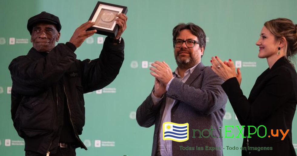 Lobo Nuñez es Ciudadano Ilustre de Montevideo.