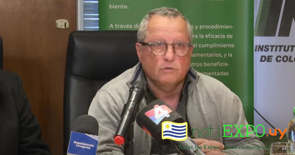 El Presidente del Instituto Nacional de Colonizacion Ing. Agronomo Alejandro Henry.
