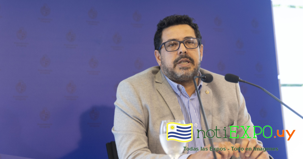 El Secretario Alejandro Sanchez en Conferencia de Prensa.