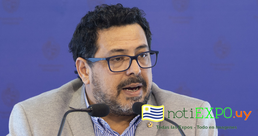 El Secretario Alejandro Sanchez en Conferencia de Prensa.