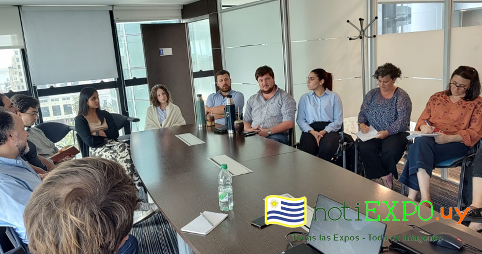 Los representantes de las gremiales jovenes reunidas.