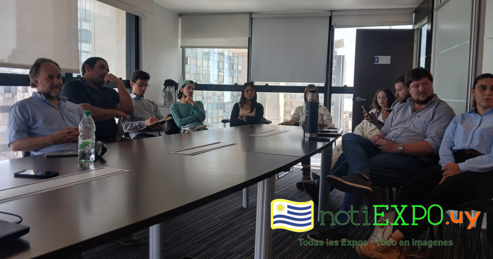 Los representantes de las gremiales jovenes reunidas.