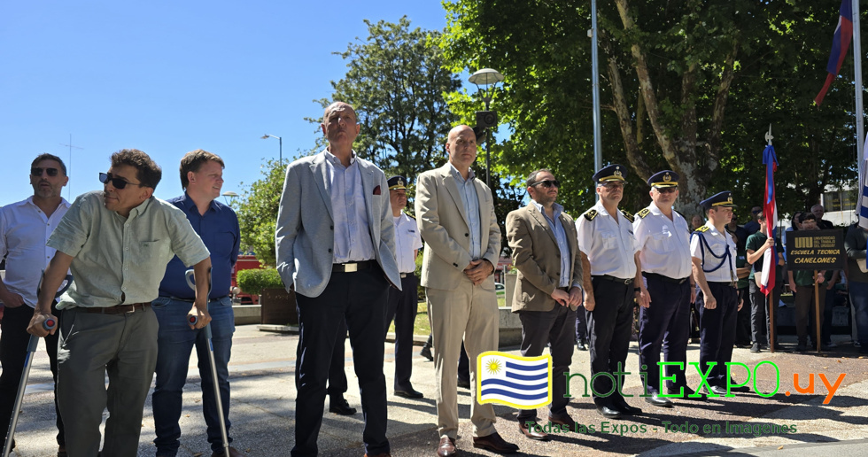 197 a�os del primero Pabellon Nacional izado en Canelones.