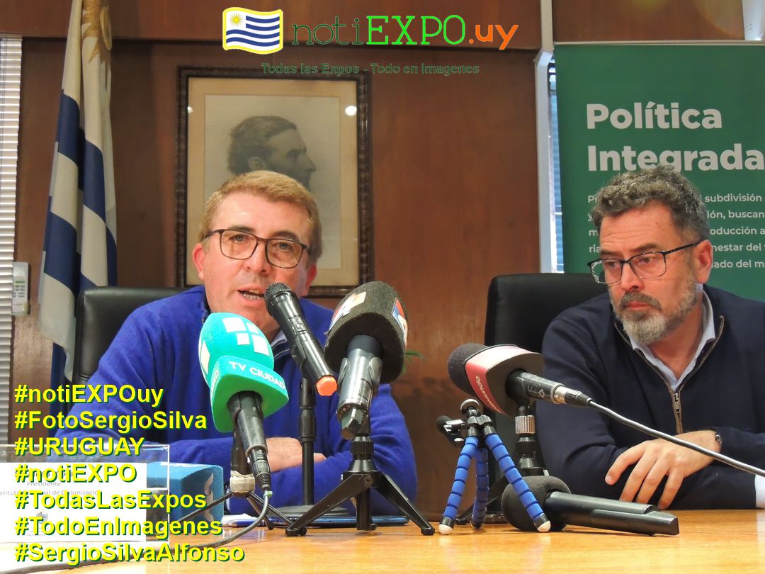Conferencia de prensa Matias Carambula y Eduardo Viera. Fotografia de Sergio Silva. #FotoSergioSilva