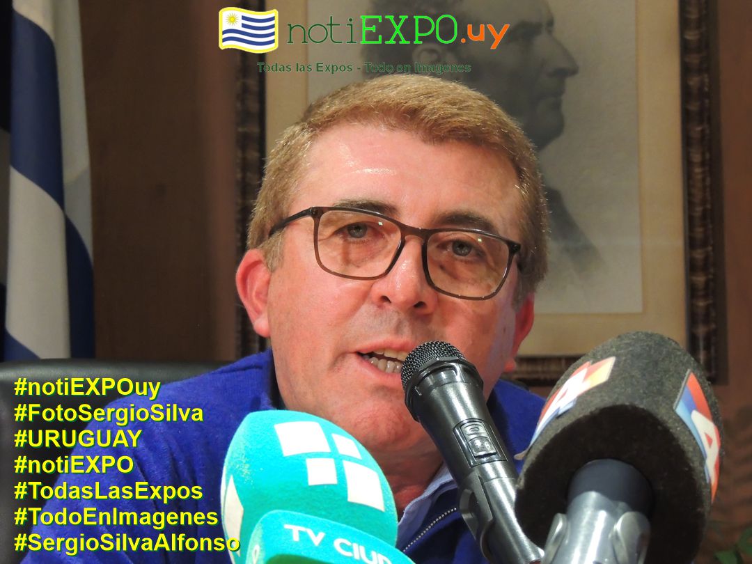 Conferencia de prensa Matias Carambula y Eduardo Viera. Fotografia de Sergio Silva. #FotoSergioSilva
