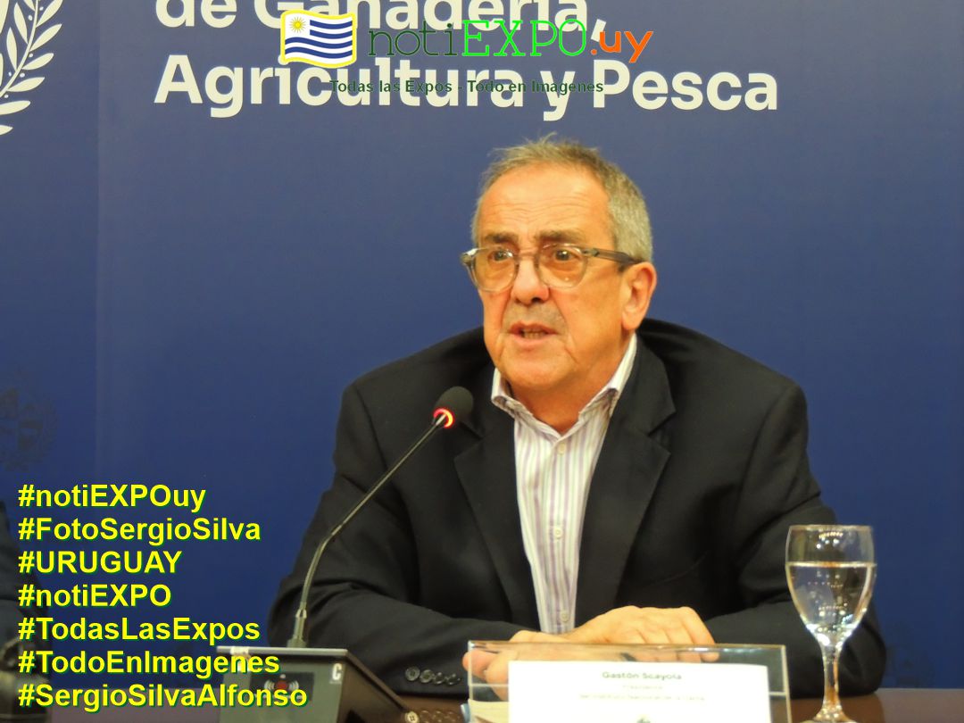 Conferencia de prensa Ministro Alfredo Fratti junto a INIA e INAC tras gira por China. Fotografia de Sergio Silva. #FotoSergioSilva