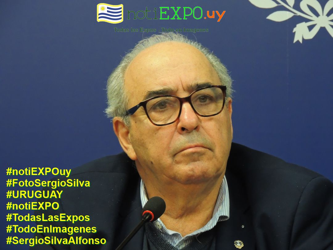 Conferencia de prensa Ministro Alfredo Fratti junto a INIA e INAC tras gira por China. Fotografia de Sergio Silva. #FotoSergioSilva