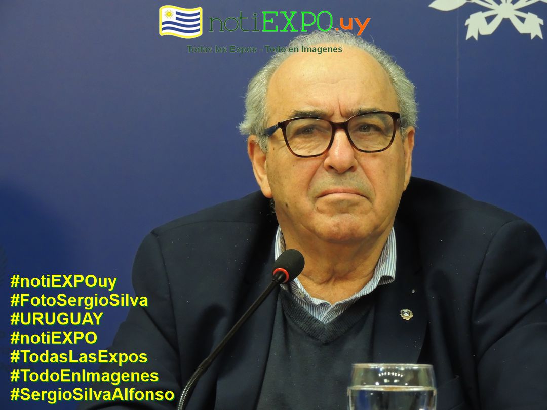 Conferencia de prensa Ministro Alfredo Fratti junto a INIA e INAC tras gira por China. Fotografia de Sergio Silva. #FotoSergioSilva