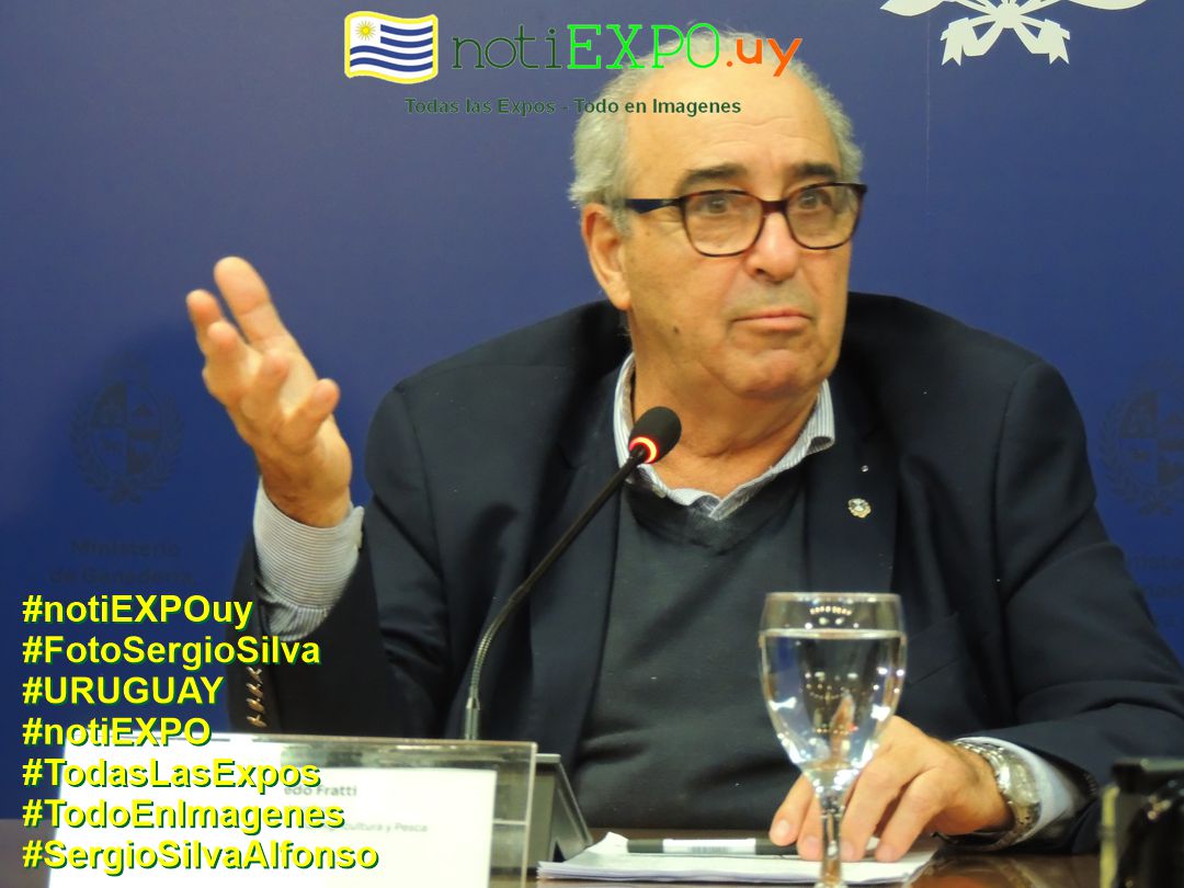 El Ministro Alfredo Fratti junto a INAC e INIA tras gira por CHINA. Foto Sergio Silva. #FotoSergioSilva