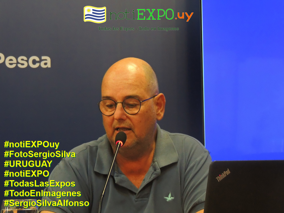 El Dr. Carlos Fuellis en la presentacion DTD en la capital. Fotografia de Sergio Silva.