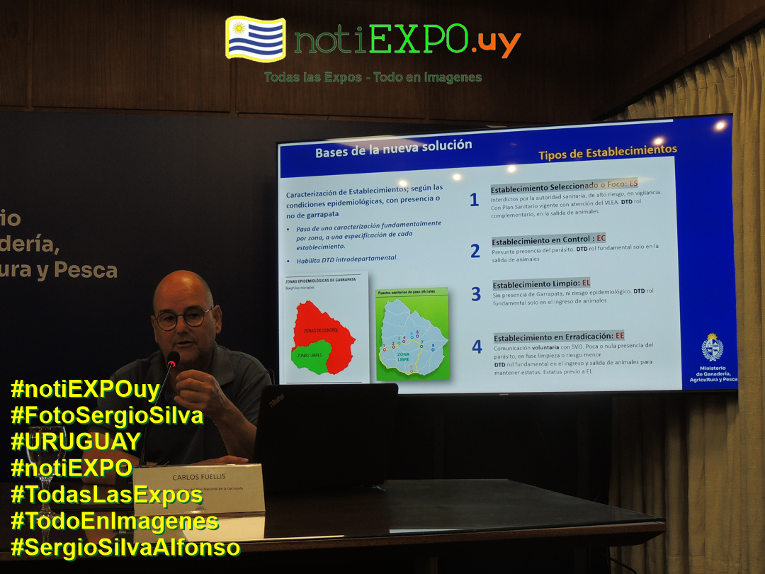 El Dr. Carlos Fuellis en la presentacion DTD en la capital. Fotografia de Sergio Silva.