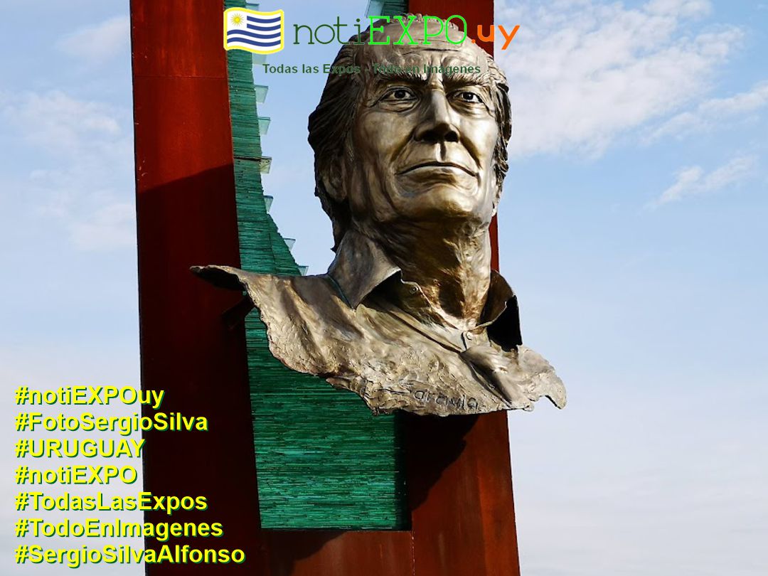Monumento a Wilson Ferreira Aldunate en Aeroparque - Canelones. Foto Sergio Silva. #FotoSergioSilva Fotografia de Sergio Silva. #FotoSergioSilva